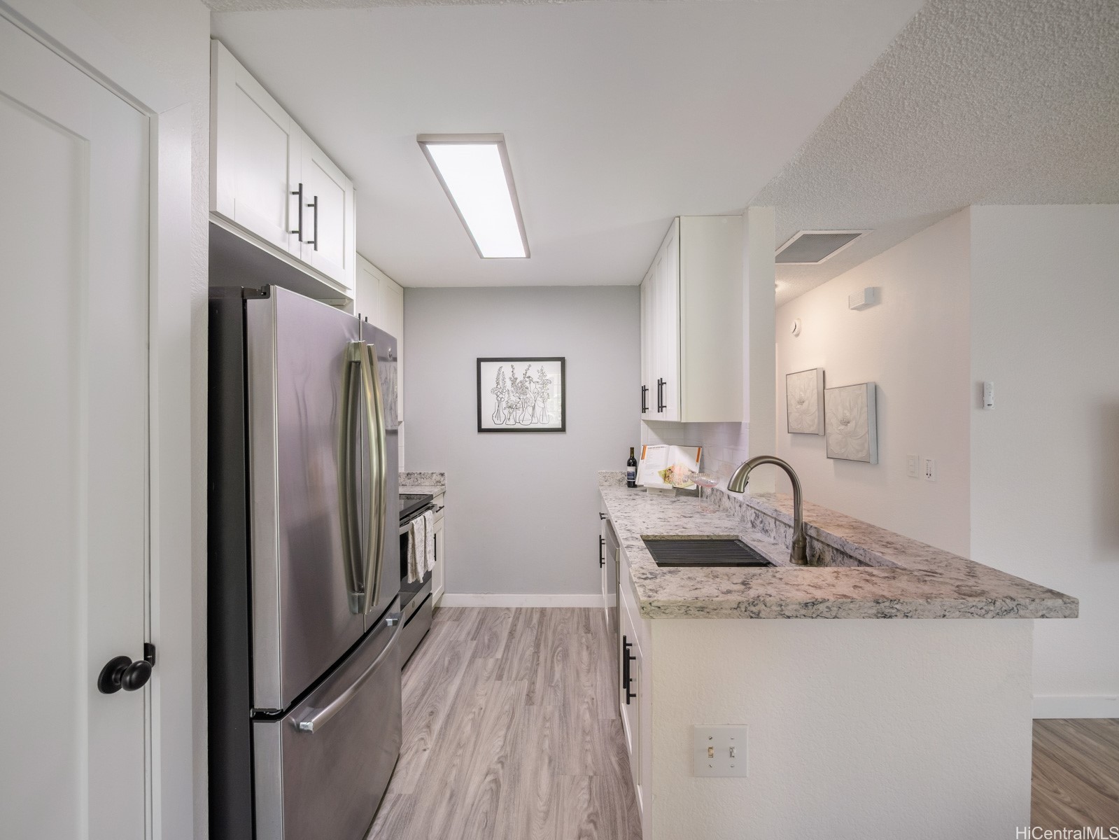 94-1457 Waipio Uka Street O204