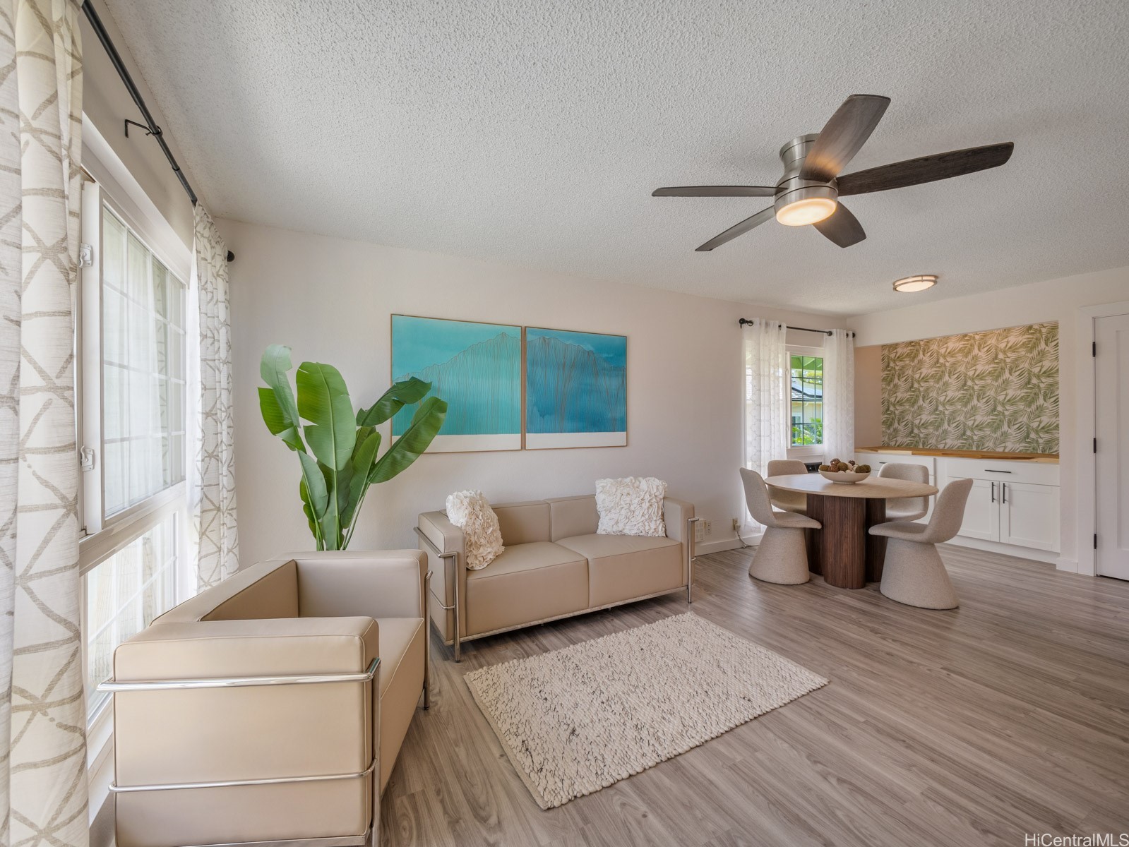 94-1457 Waipio Uka Street O204