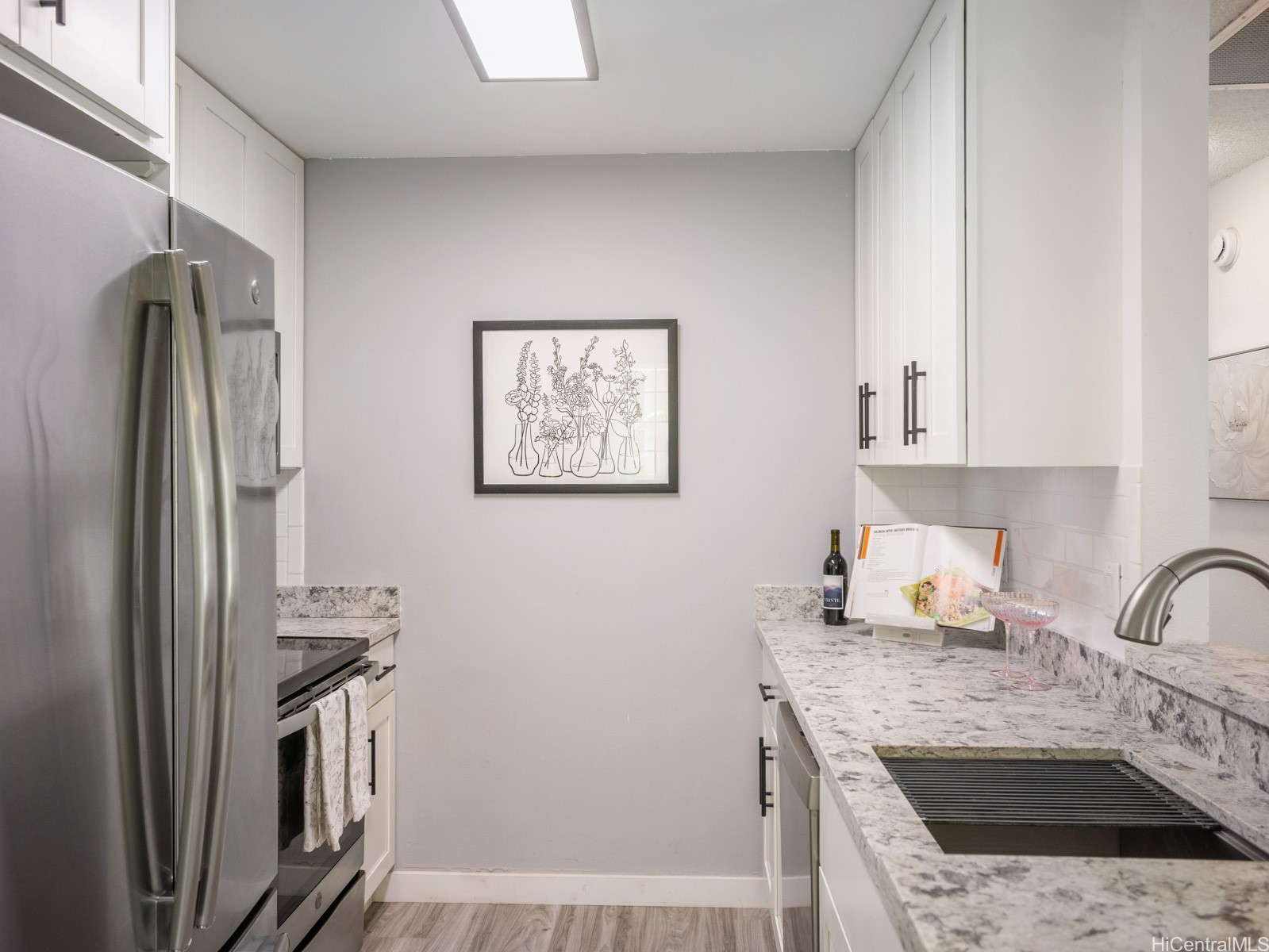 94-1457 Waipio Uka Street O204