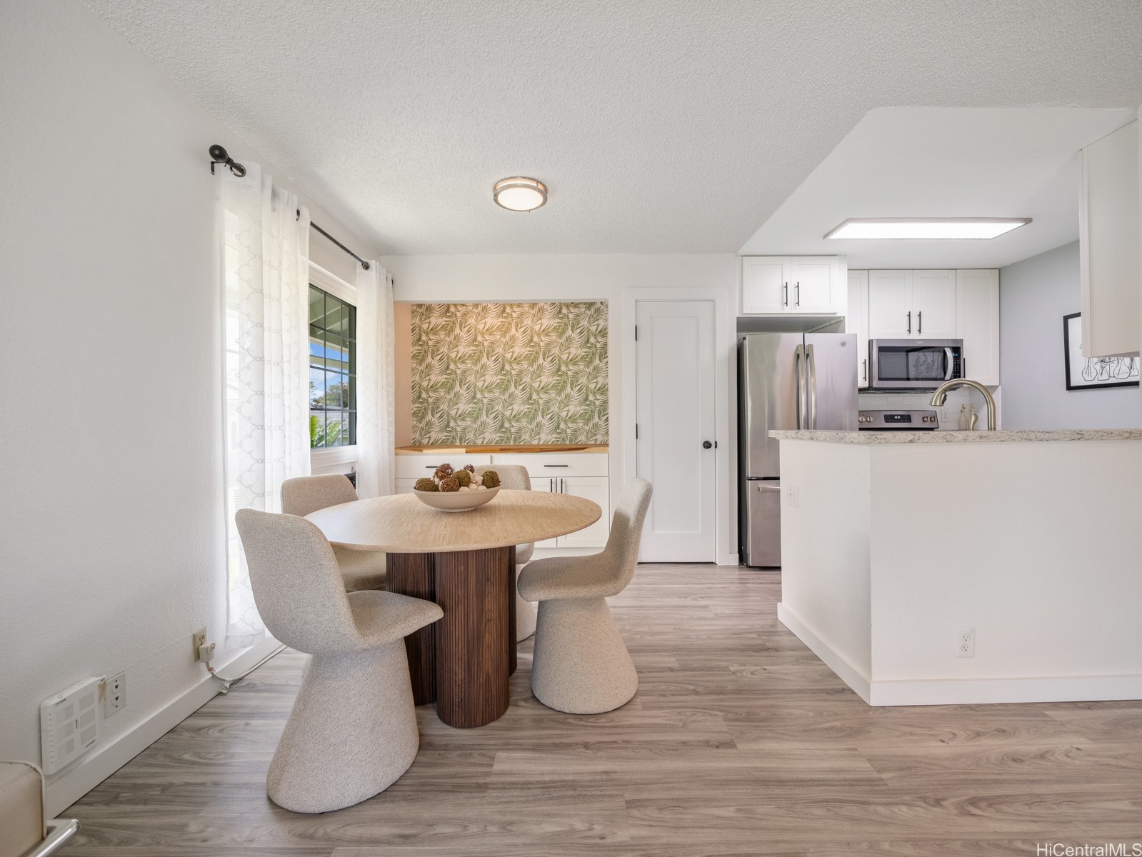 94-1457 Waipio Uka Street O204