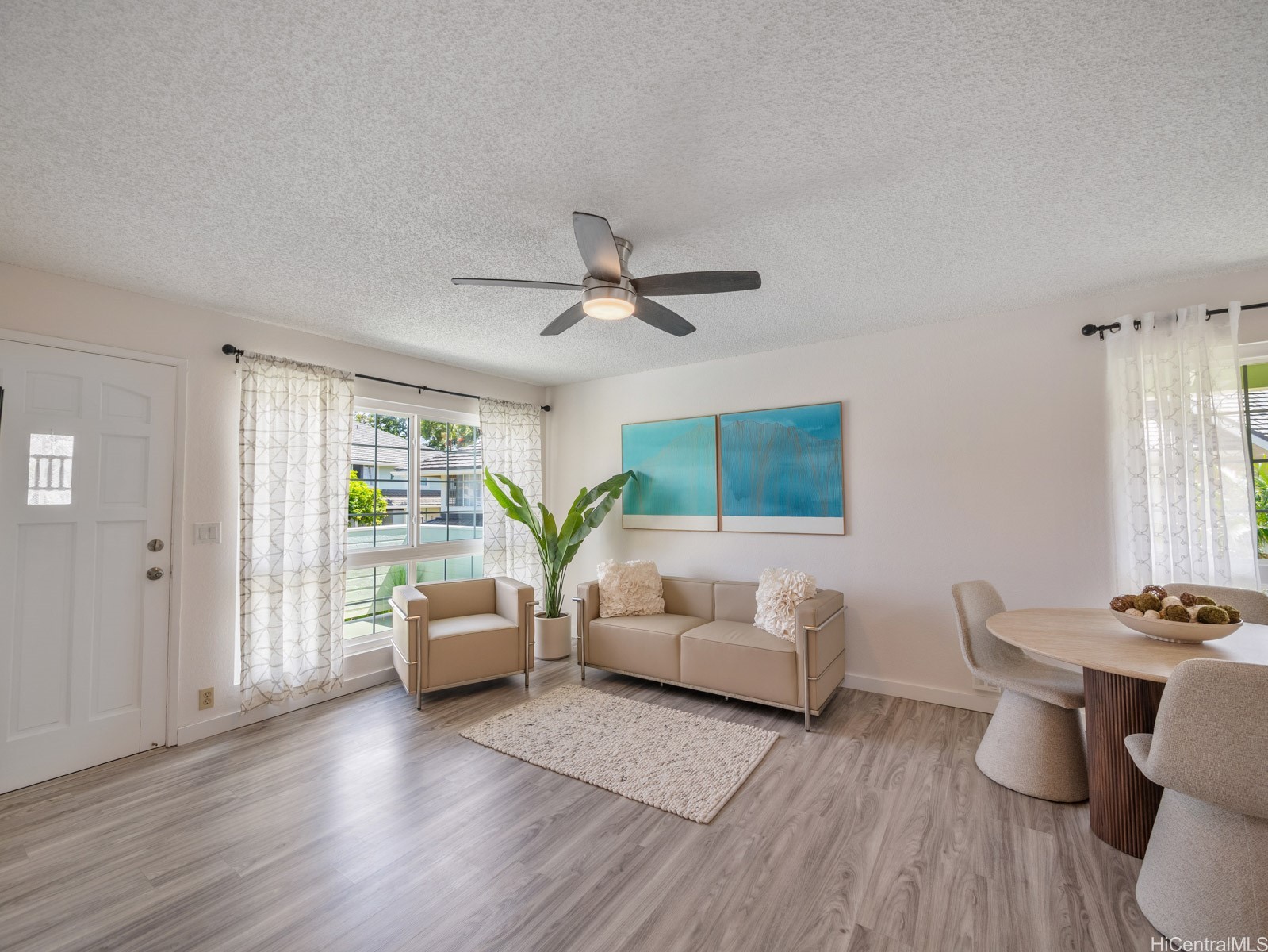 94-1457 Waipio Uka Street O204
