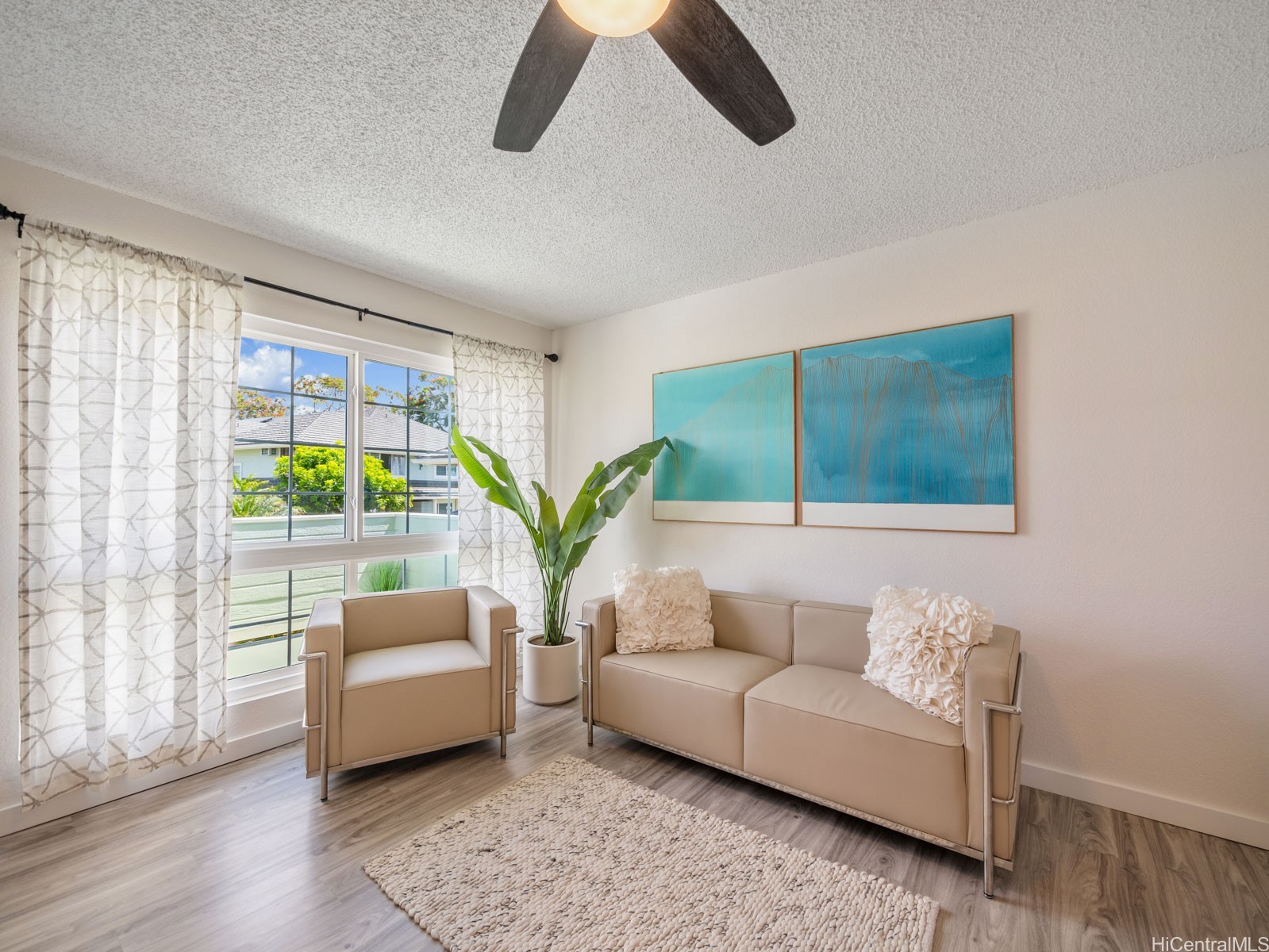 94-1457 Waipio Uka Street O204