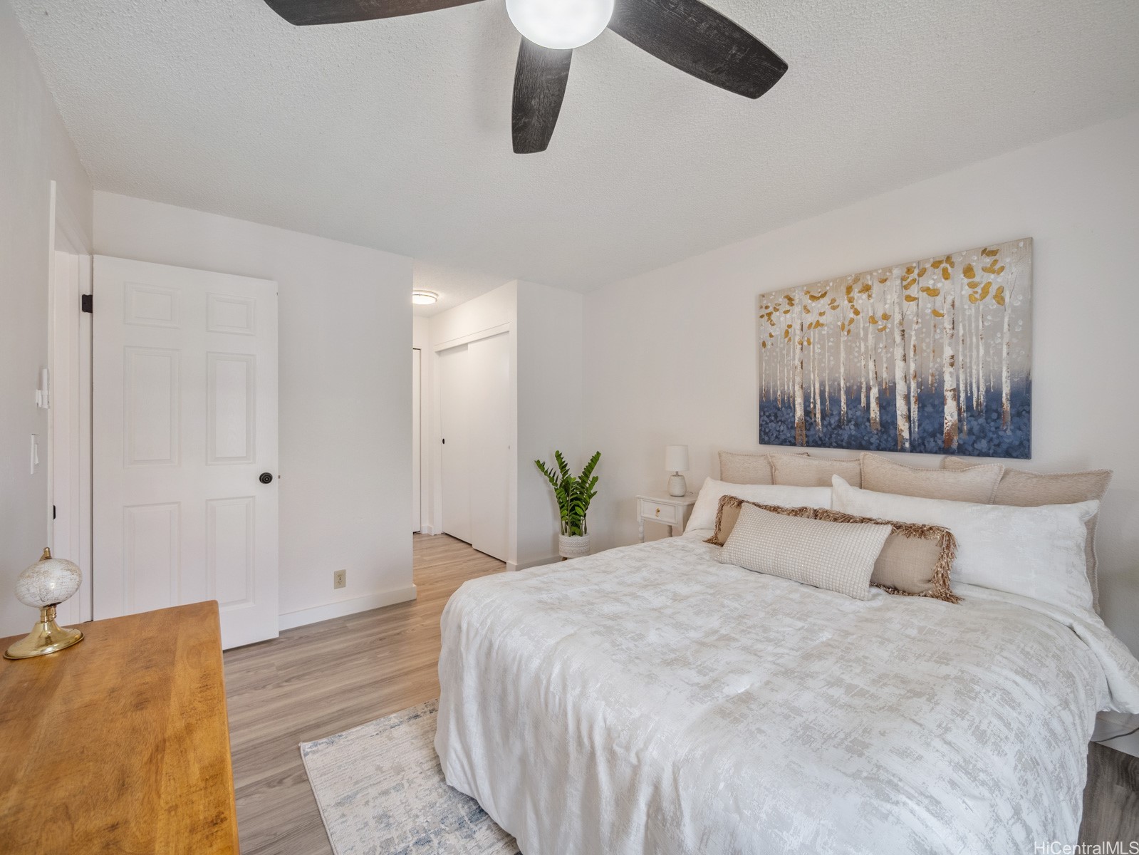 94-1457 Waipio Uka Street O204