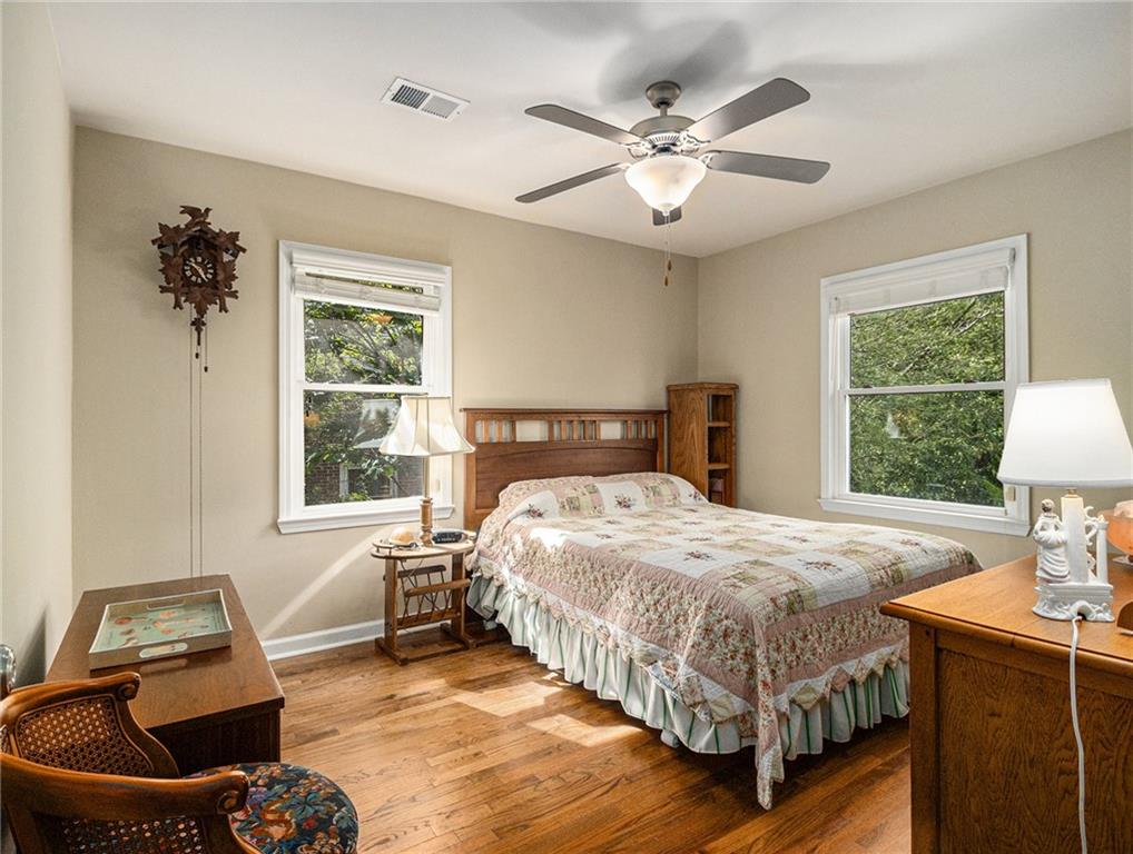 2505 E Tupelo Street SE