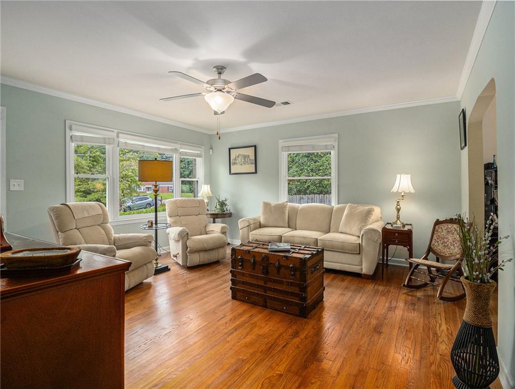 2505 E Tupelo Street SE