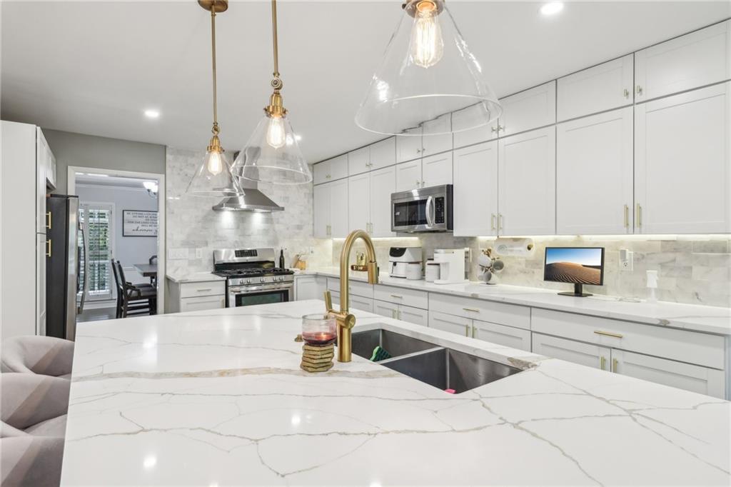 3662 Cedar Corners Place