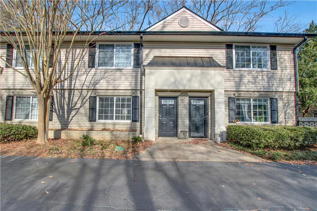 6940 Roswell Road Unit E12