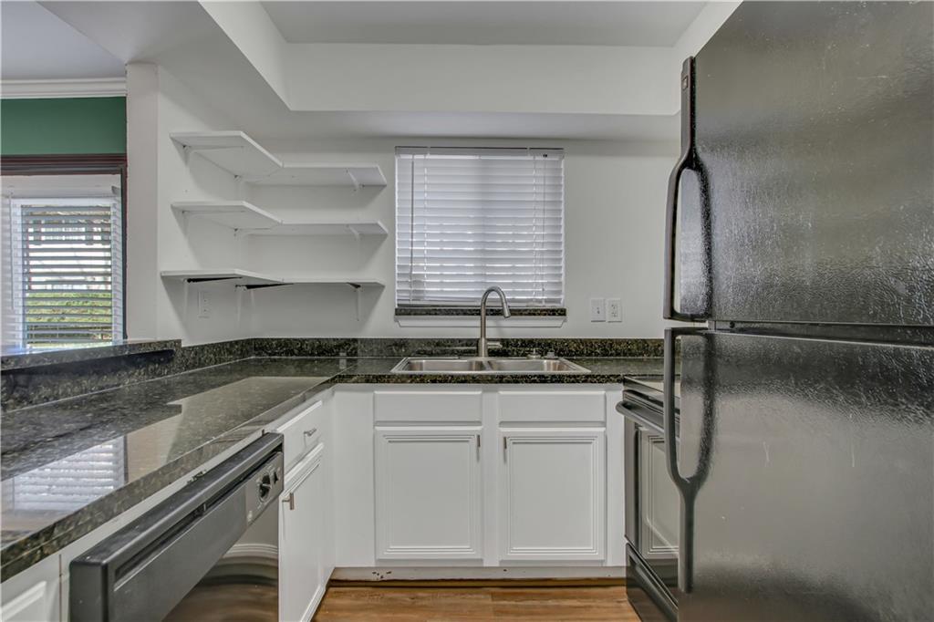 6940 Roswell Road Unit E12