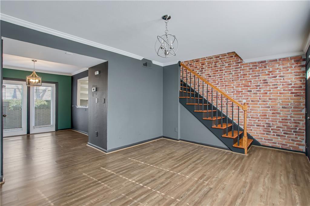 6940 Roswell Road Unit E12