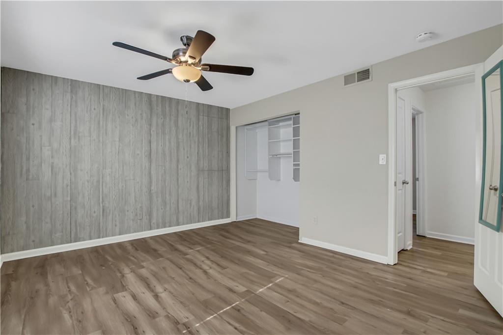 6940 Roswell Road Unit E12