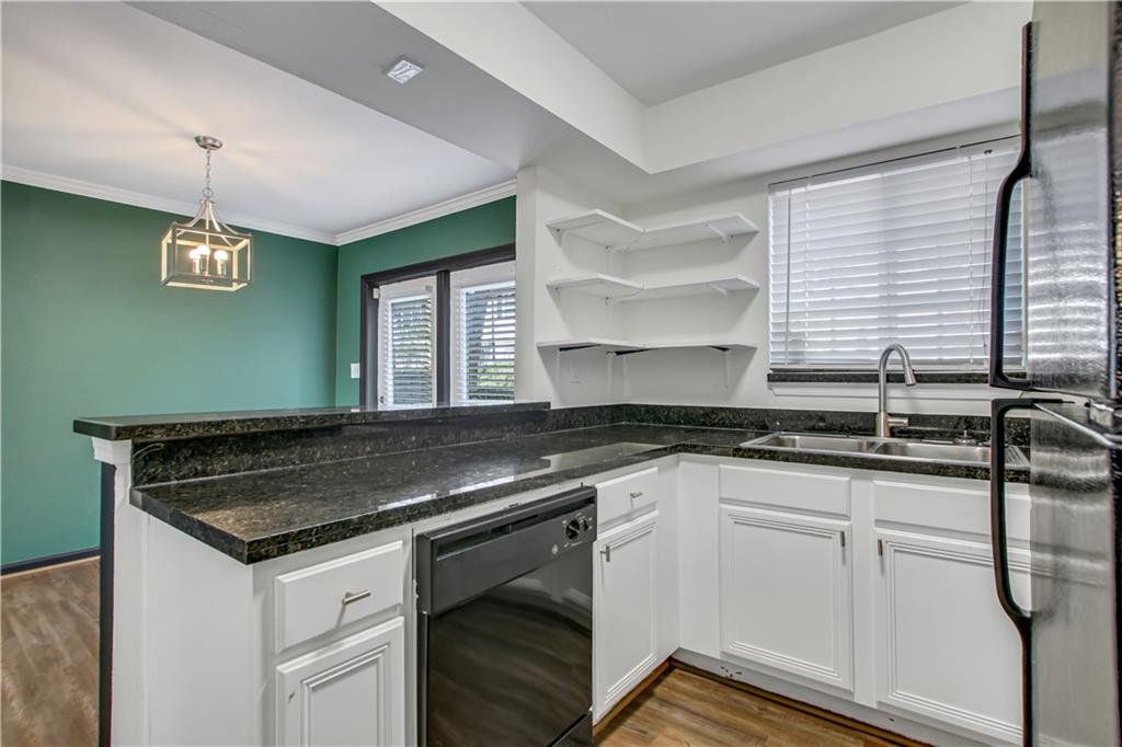 6940 Roswell Road Unit E12