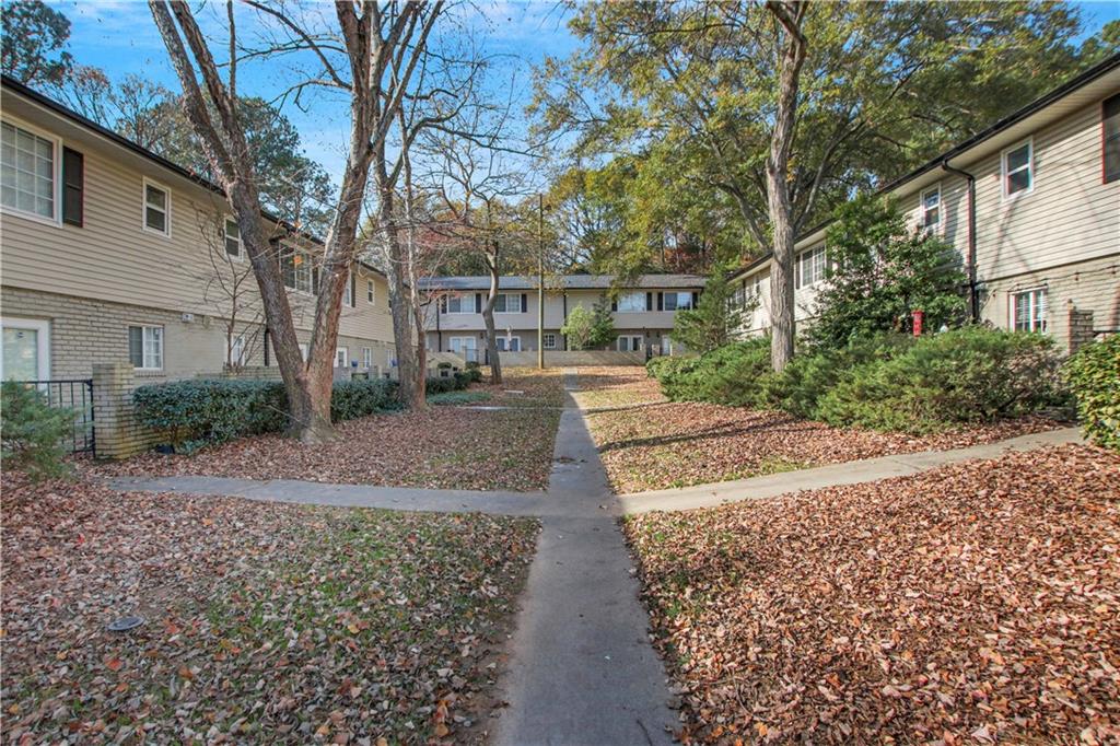 6940 Roswell Road Unit E12