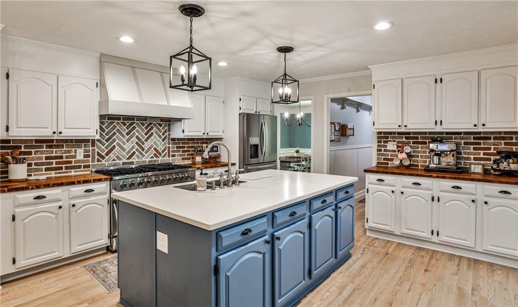 2244 Deer Ridge Drive