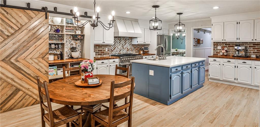 2244 Deer Ridge Drive