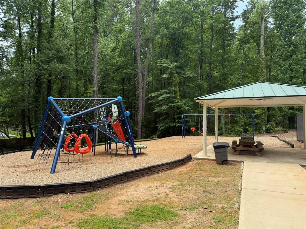 2244 Deer Ridge Drive