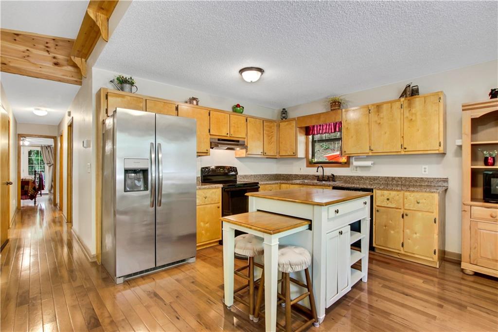 83 Valley Drive