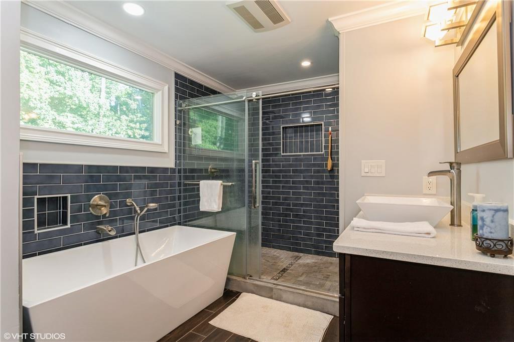 1915 Musket Court