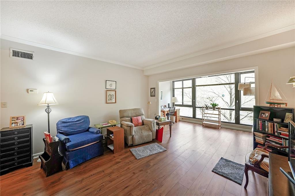 1800 Clairmont Lake Unit 427