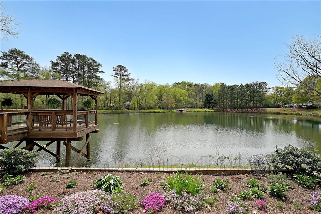 1800 Clairmont Lake Unit 427