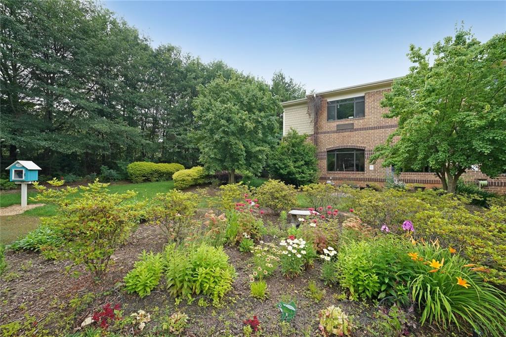1800 Clairmont Lake Unit 427