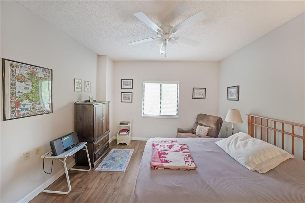 1800 Clairmont Lake Unit 427
