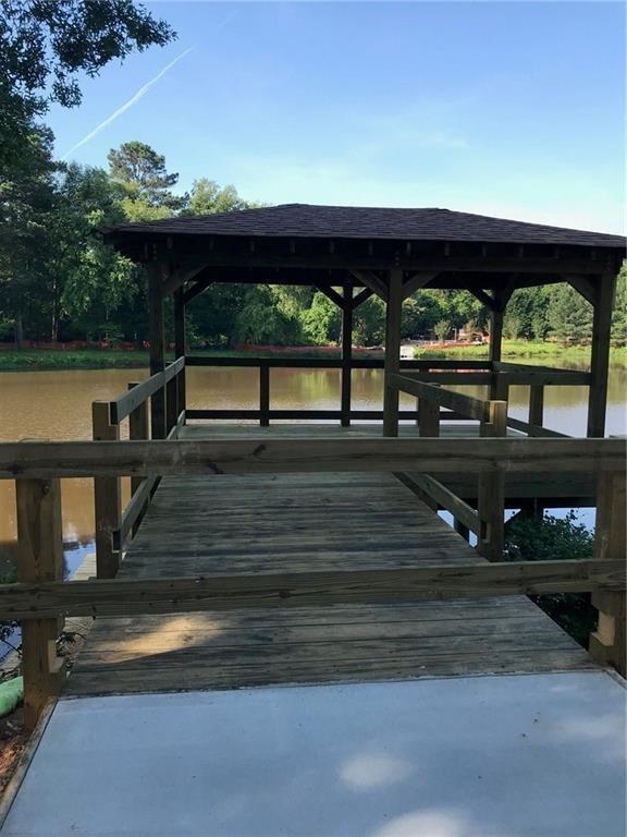 1800 Clairmont Lake Unit 326