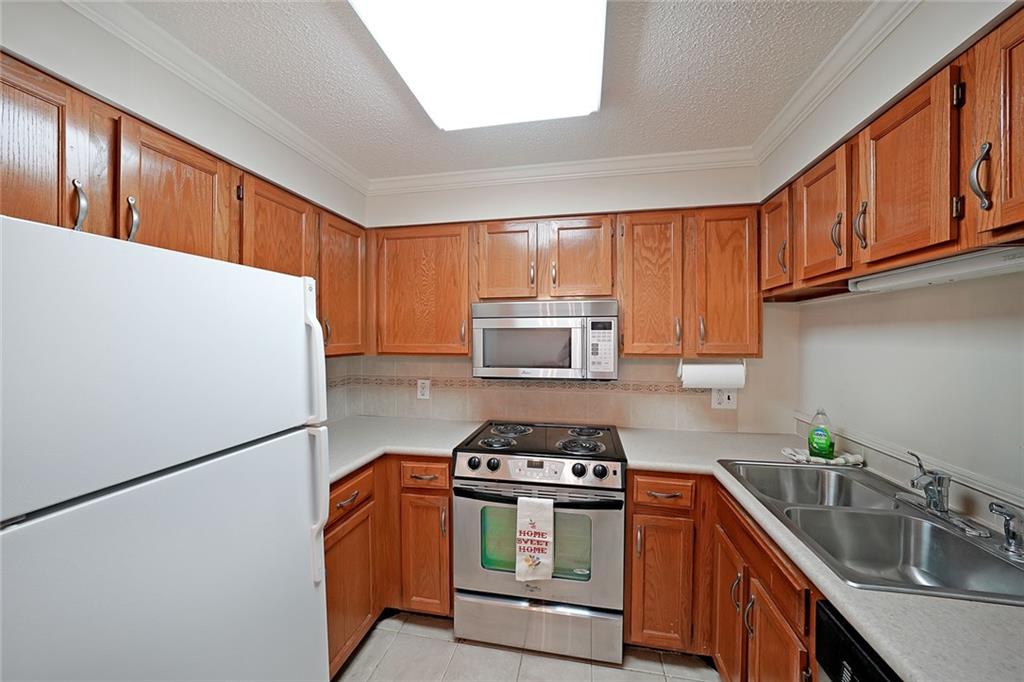 1800 Clairmont Lake Unit 326
