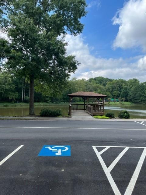 1800 Clairmont Lake Unit 326