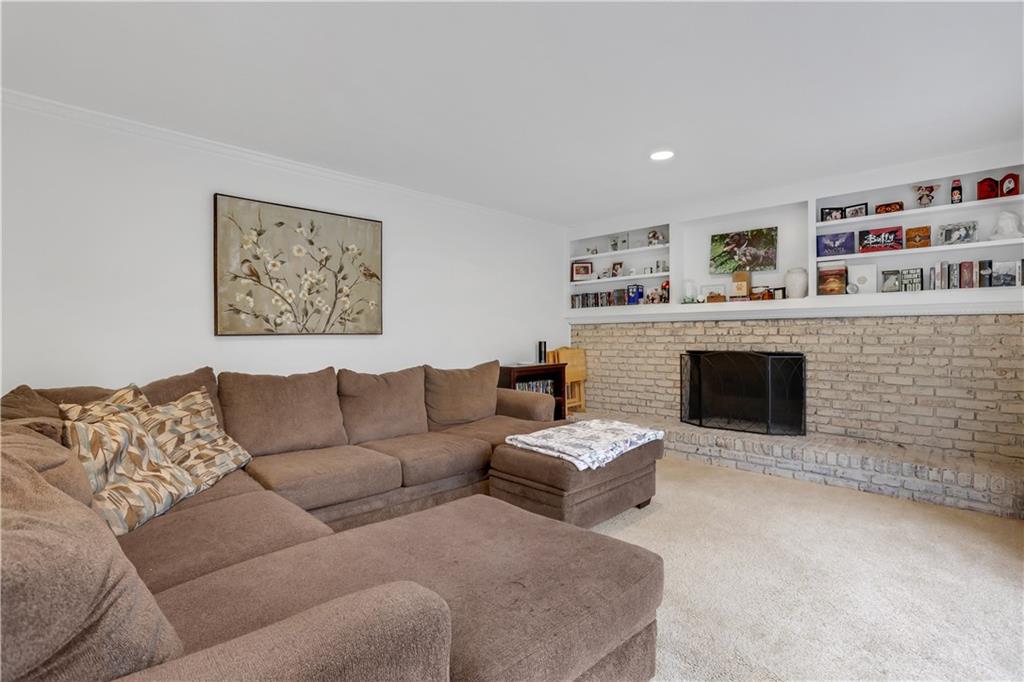 2225 Mountain Creek Drive