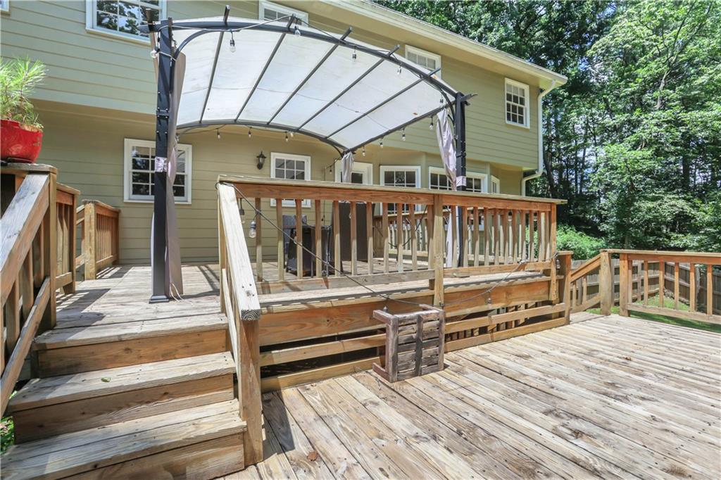 2225 Mountain Creek Drive