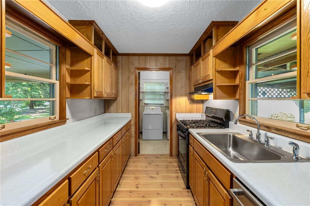 2719 Lanier Drive