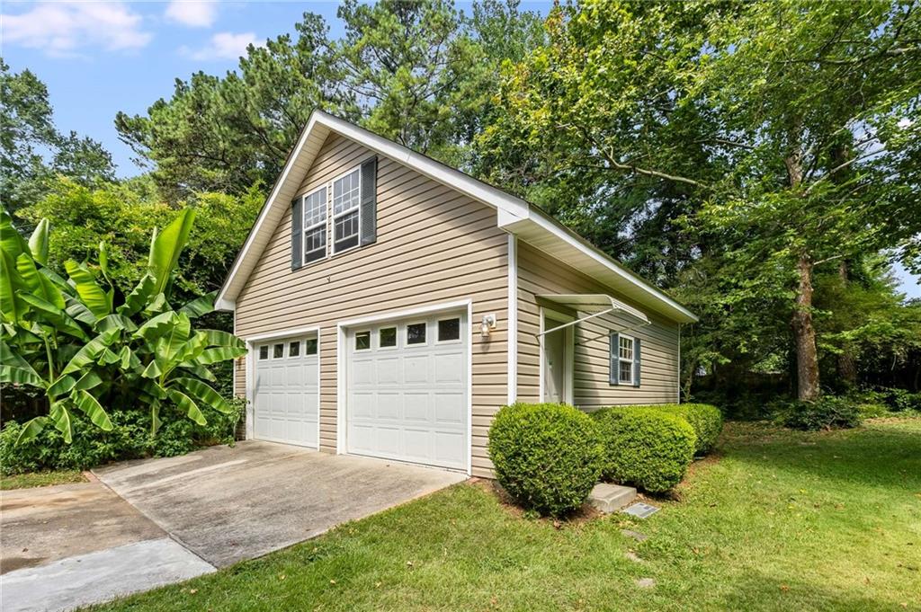 2719 Lanier Drive
