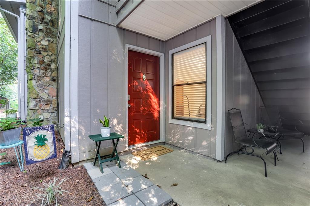3864 Woodridge Way