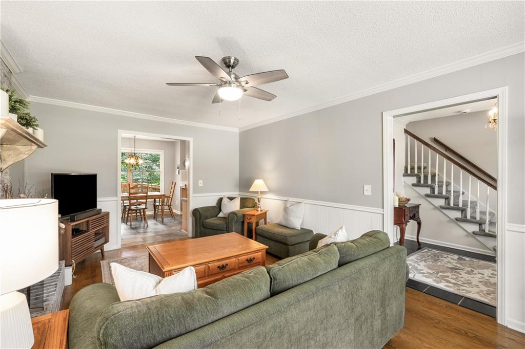 333 Emily Drive SW