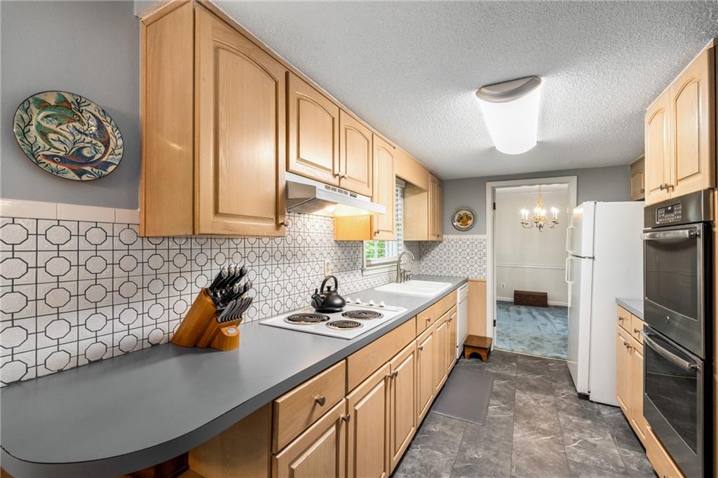 333 Emily Drive SW