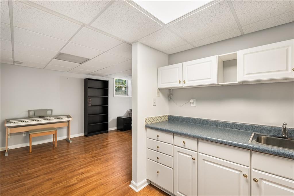 333 Emily Drive SW