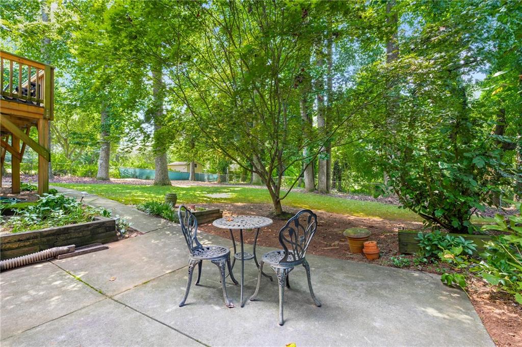 333 Emily Drive SW