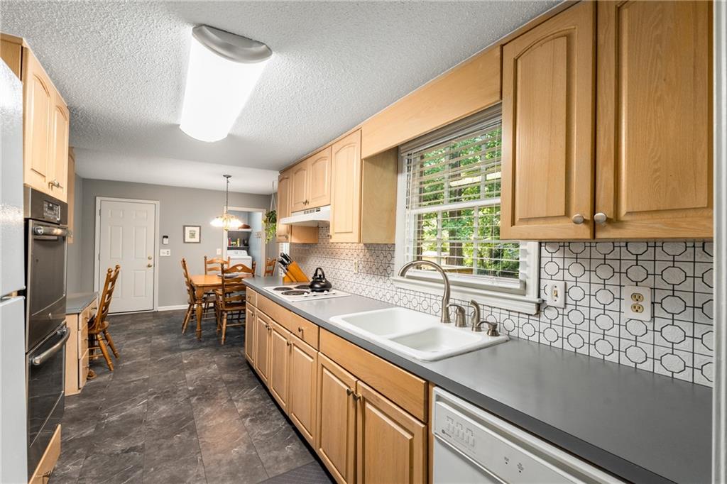 333 Emily Drive SW