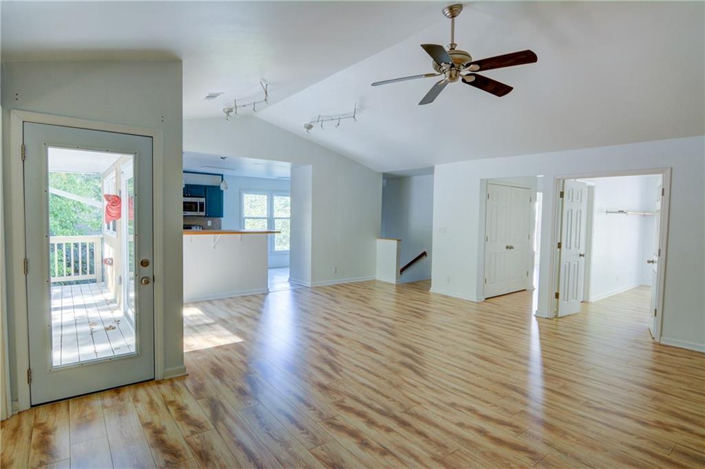 6538 Deerings Lane