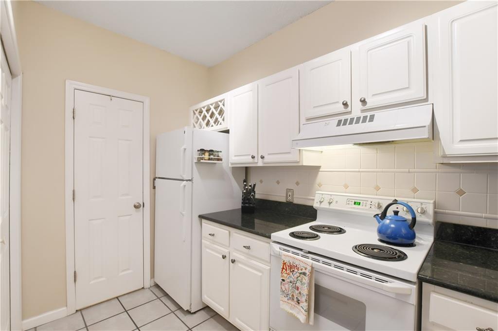 955 Juniper Street NE Unit 4324
