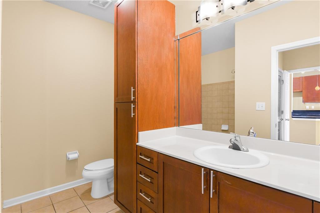 400 17th Street NW Unit 2435