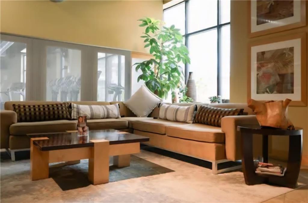 400 17th Street NW Unit 2435