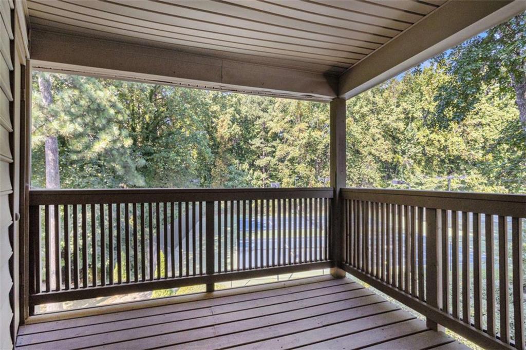 915 Garden Court Unit 915