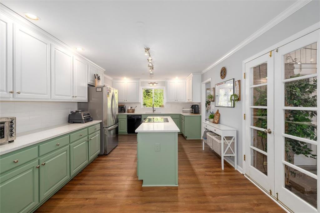 2174 Deer Ridge Drive