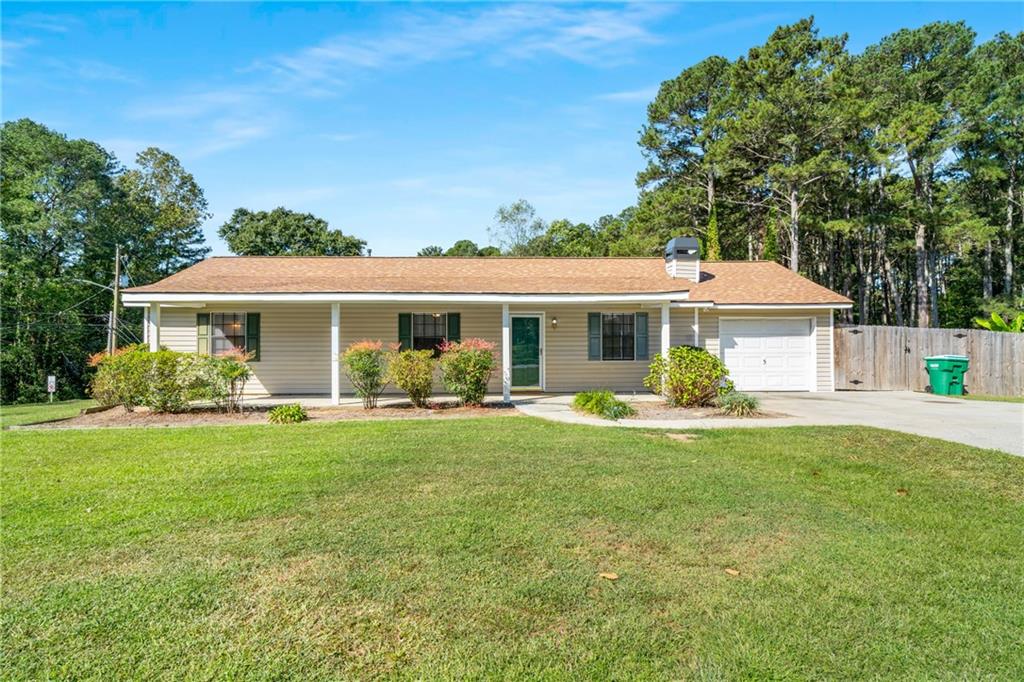 1141 Holly Hills Drive SW