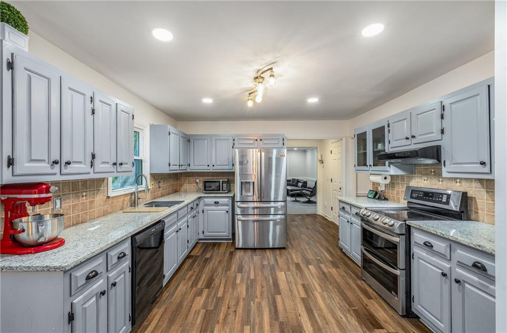 5041 Cricket Court SW