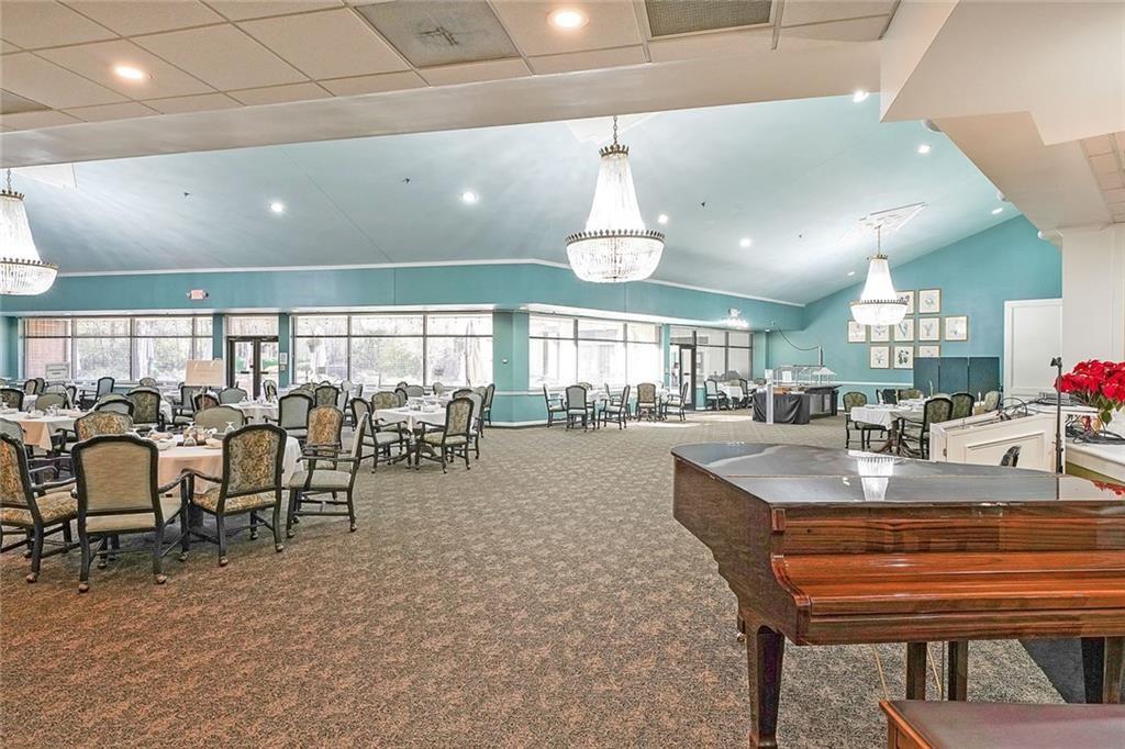 1800 Clairmont LK Lake Unit 427