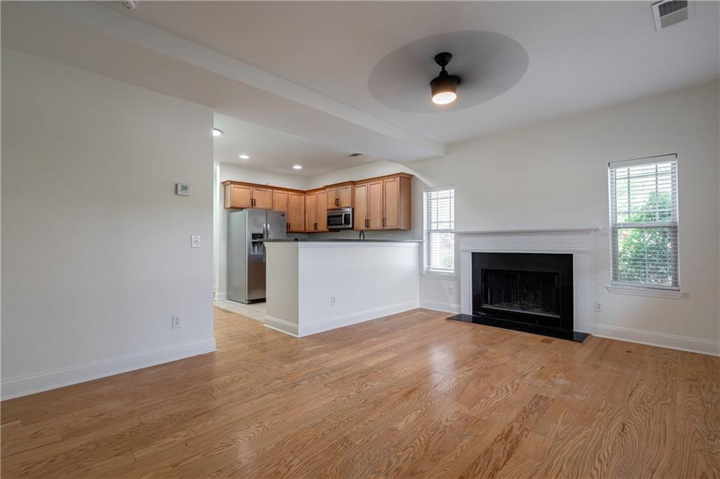 2401 Rose Palm Place
