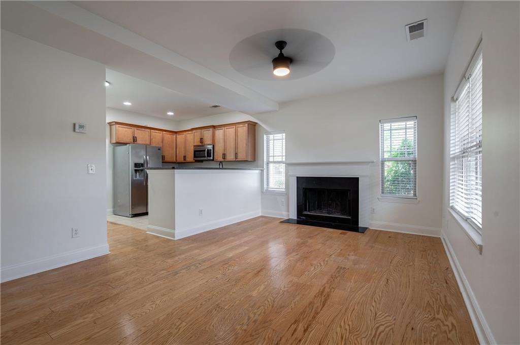 2401 Rose Palm Place