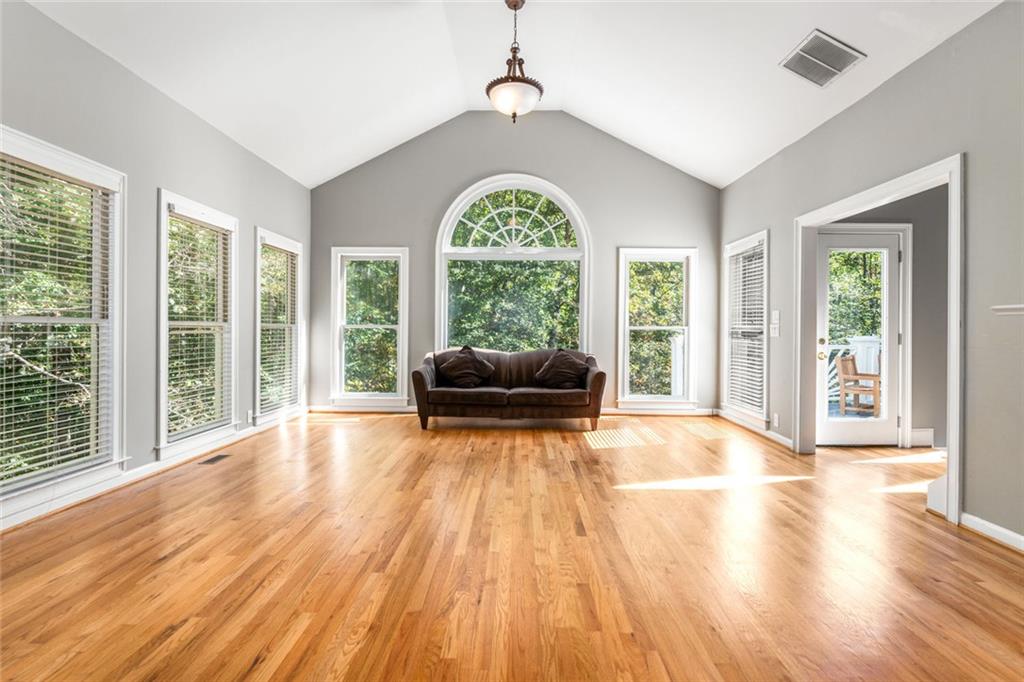 1722 Kanawha Trail